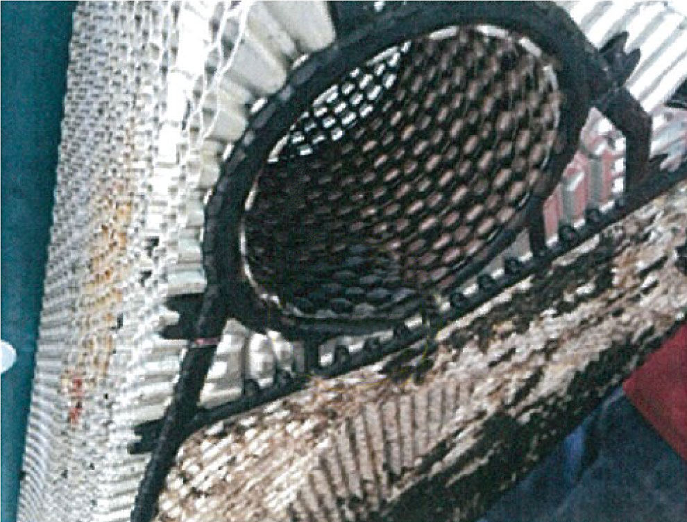 Issue 2: Damage gasket at porthole area